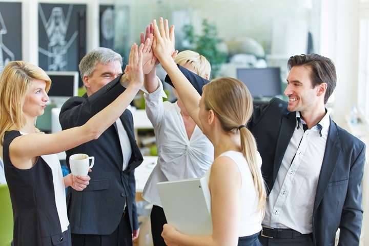 اشتباهها فرصتهایی برای یادگیری و اتحاد و بالابردن عملکرد تیم