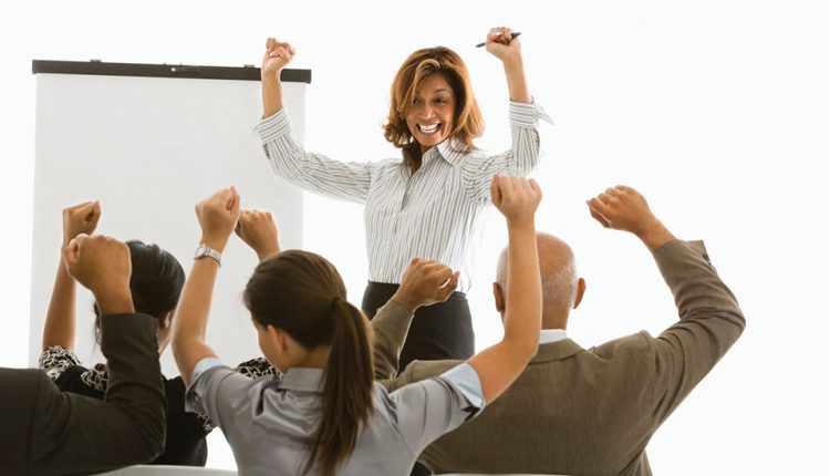 ۱۵ تکنیک برای متقاعد کردن مخاطب