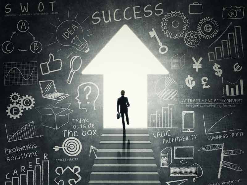 تلاش برای آینده