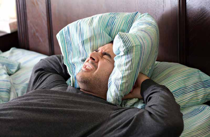 کم کردن صدای محیط