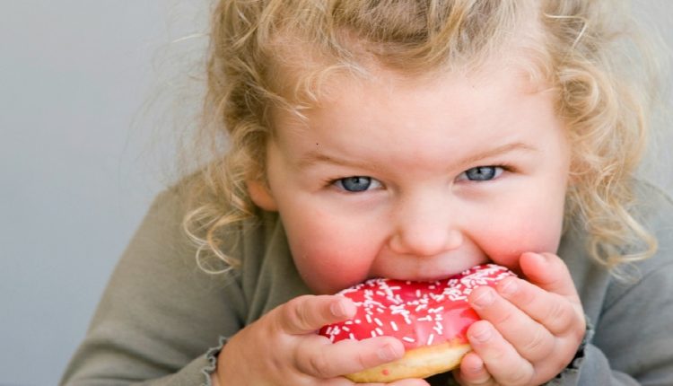 کافه کالا | حذف شکر چه تاثیری بر سلامت فرزندان دارد؟ (2021)