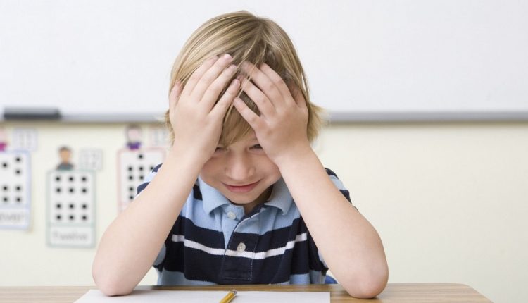 چطور به کنترل استرس بچه‌ها در مدرسه کمک کنیم؟