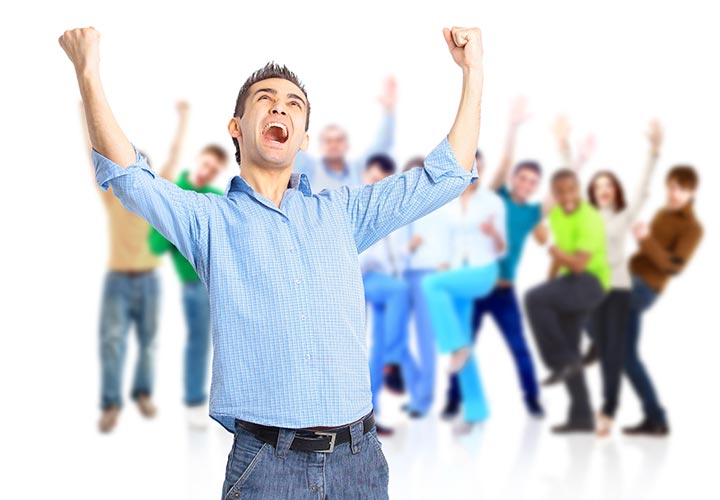 افراد با اعتماد به نفس از موفقیتهای کوچک نیرو میگیرند.