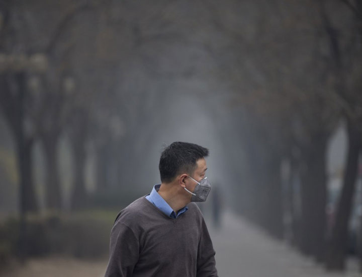 پیاده روی نکردن در خیابان های شلوغ - کاهش خطرات آلودگی هوا