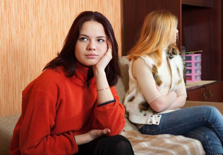 نشانه‌ پایان رابطه‌ دوستانه - افزایش برخوردهای منفی