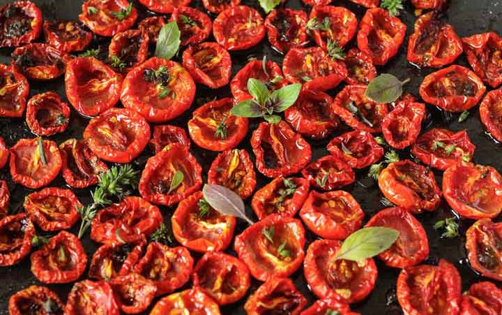گوجه فرنگی خشک شده - میان وعده مناسب برای کاهش وزن