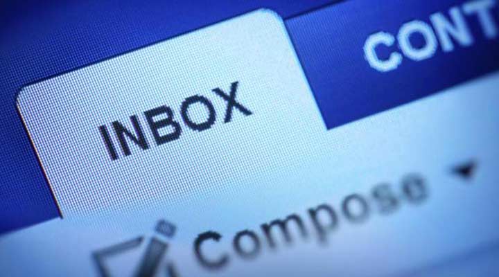 وقت تلف کردن - از سرویس‌های ایمیل و پیام‌رسان‌های موبایل خارج شوید