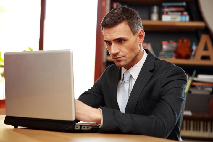 شرایط صدور پروانه کارآموزی وکالت با طی دورهی کارآموزی