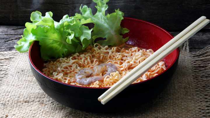 ۹ غذایی که موجب تحریک سردرد می‌شوند - غذاهای چینی