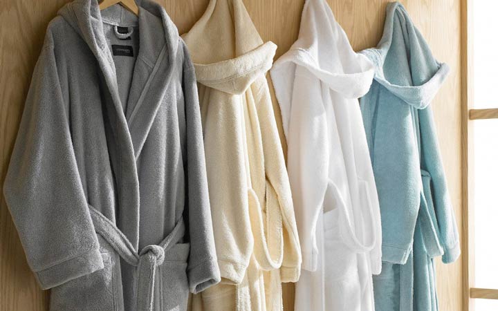 Top-5-Reasons-to-Buy-a-Bathrobe.jpg