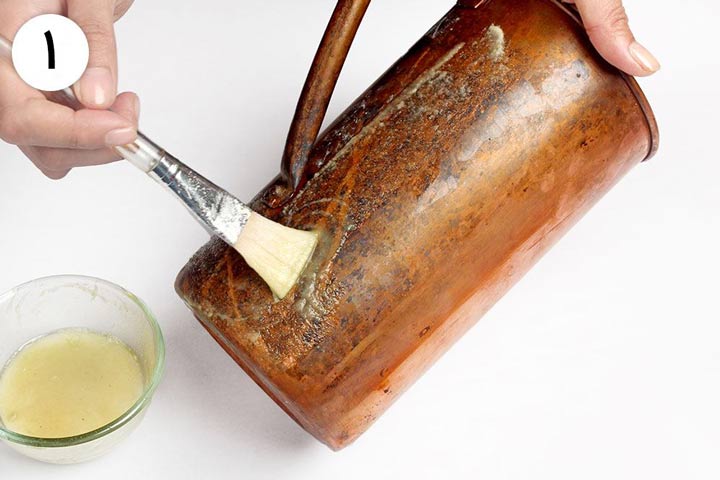 تمیز کردن ظروف مسی