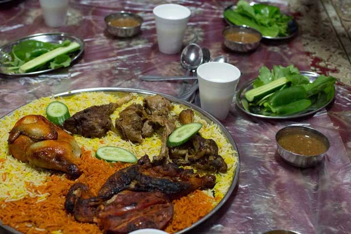 فرهنگ غذایی امارات