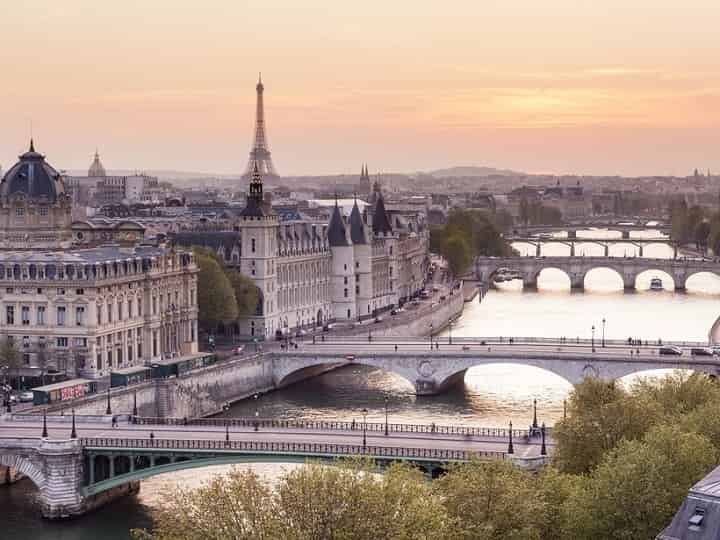 پاریس یکی از زیباترین شهرهای جهان