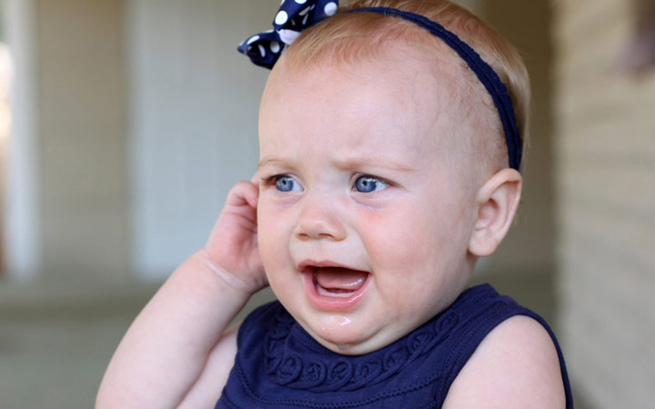 اسهال نوزاد - عفونت گوش ممکن است سبب اسهال نوزاد شود