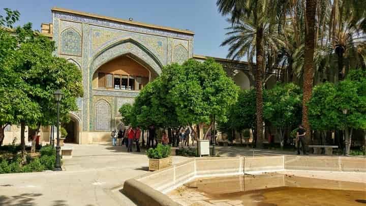 مدرسه خان از جاهای دیدنی شیراز