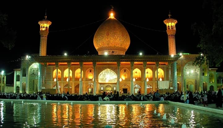 شاه چراغ از جاهای دیدنی شیراز
