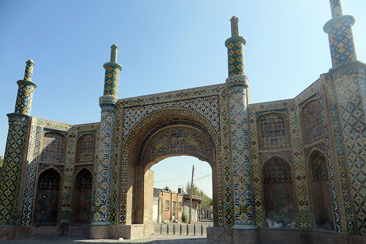 دروازه دربکوشک، از جاهای دیدنی قزوین