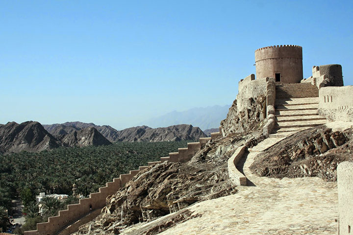 سفر به عمان و قلعه‌ی سمائل