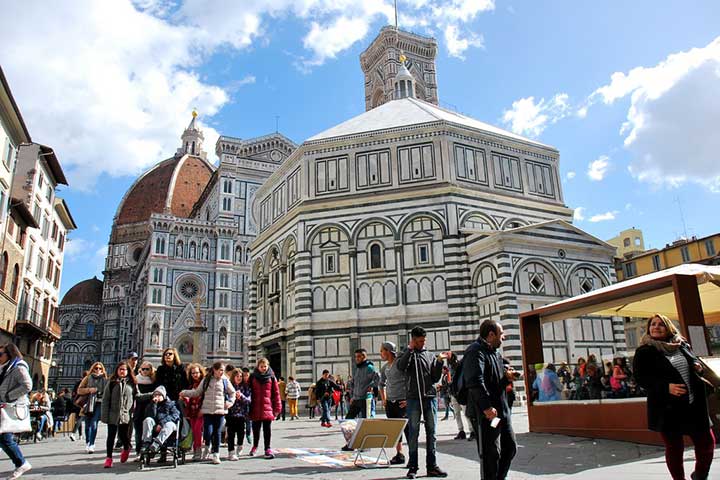 سفر به فلورانس و بازدید از تعمیدگاه سنت جان