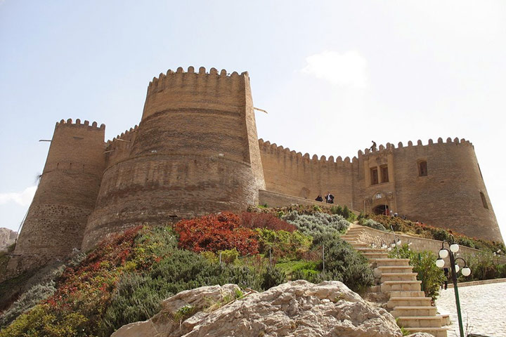 قلعه فلک الافلاک - جاهای دیدنی لرستان