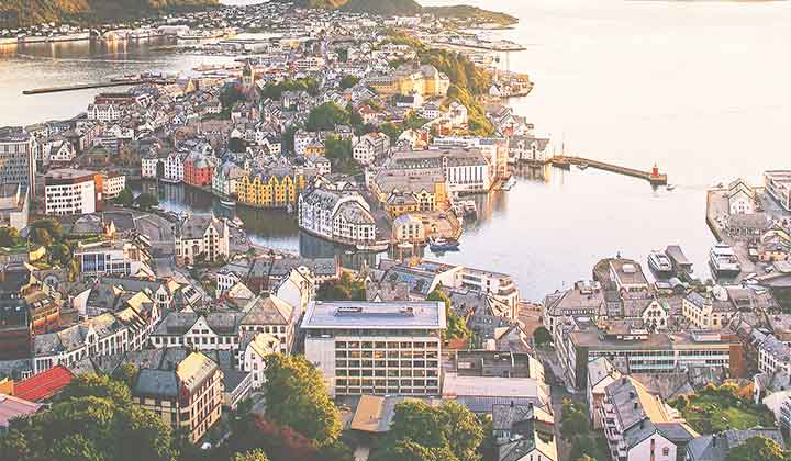 نروژ در لیست ۱۰ کشور برتر برای رشد فرزندان