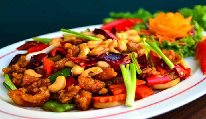 غذاهای تایلندی، گای مدمامونگ