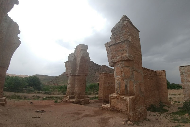 Atashkooh Fire Temple - neighborhoods