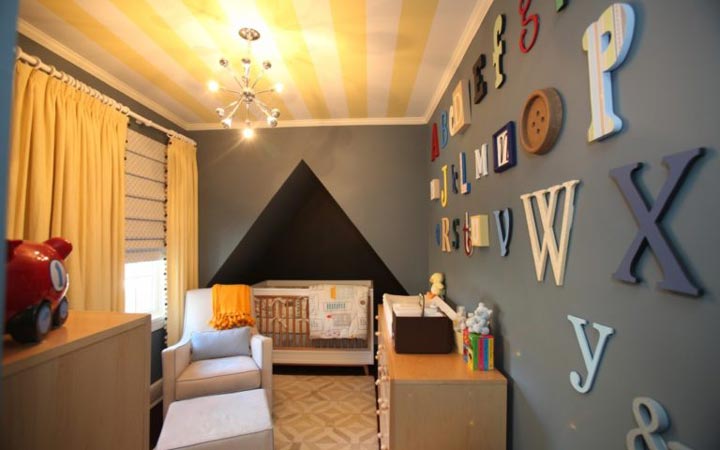 تزیین سقف اتاق کودک ـ ایجاد ترکیب رنگی مناسب با دیوارها و پرده‌ها