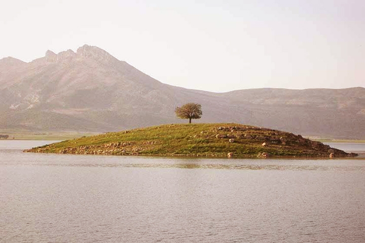 Sights of Arjan plain - Arjan lake