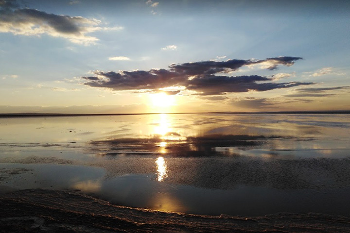Aran and Bidgol salt lakes - Marnjab desert - Photo by Seyed Mohsen Qureshi