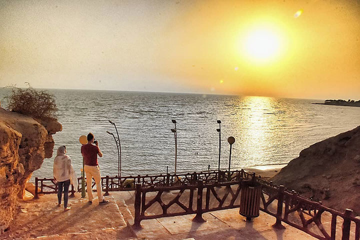 Rishahr beach is one of the sights of Bushehr