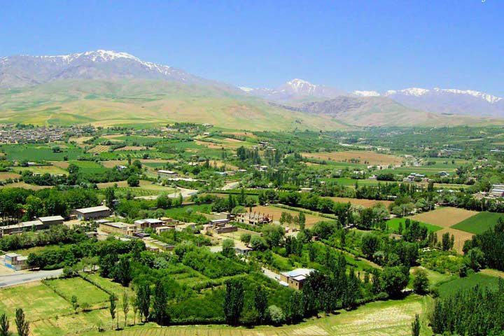 Goldasht is one of the sights of Boroujerd