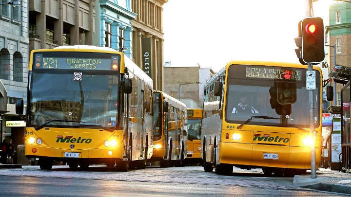 Use of public transport services to reduce the cost of foreign travel