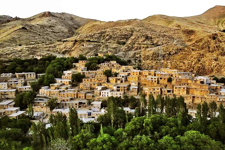 Huyeh village is one of the sights of Kurdistan - Photo by Hossein Afkhami