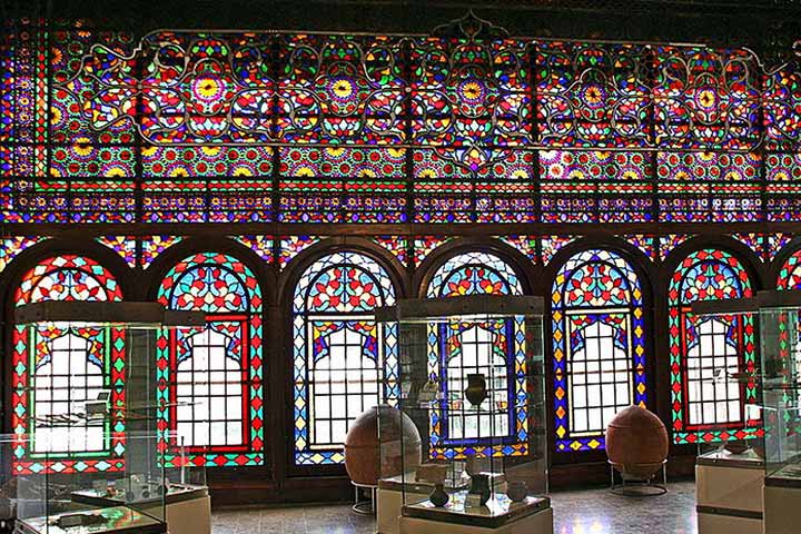 Sanandaj Museum - one of the sights of Kurdistan