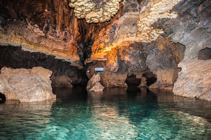 Ali Sadr Cave in Hamedan