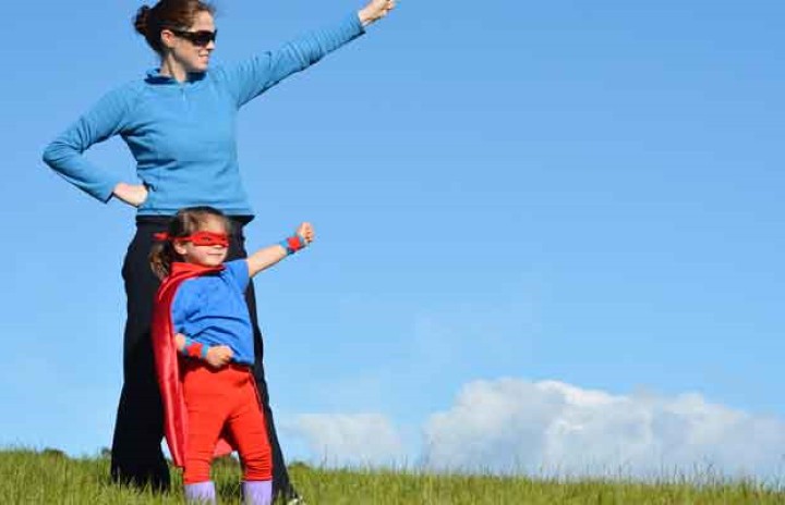 پدر و مادر باید الگوی خوبی برای فرزند خود باشند