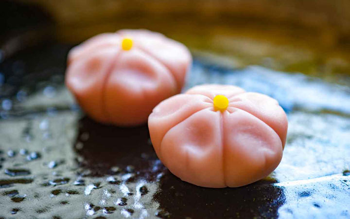 Asian Tourist Attractions - One of the types of Vagashi sweets