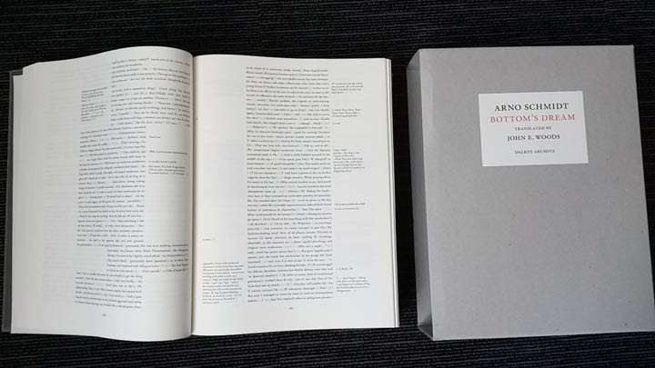 رویای تکه کاغذها یکی از طولانی ترین رمان های جهان