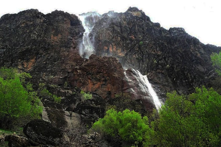 Shol Abad rice waterfall - one of the waterfalls of Lorestan