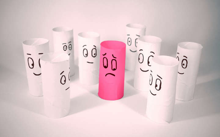 تشخیص اضطراب اجتماعی در کارمندان و نحوه حمایت از آنها 5 شناسایی کسی که دچار اضطراب اجتماعی است - اضطراب اجتماعی در کارمندان