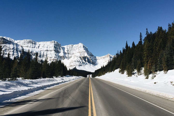 Winter Travel - How to Fasten Wheel Chains