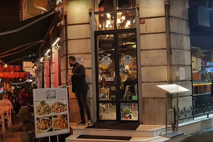 The best cafes in Istanbul at Esmer Cafe
