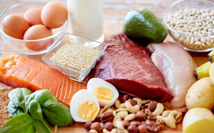 مولتی ویتامین - مولتی ویتامین نباید جایگزین غذاهای کامل و غنی شود