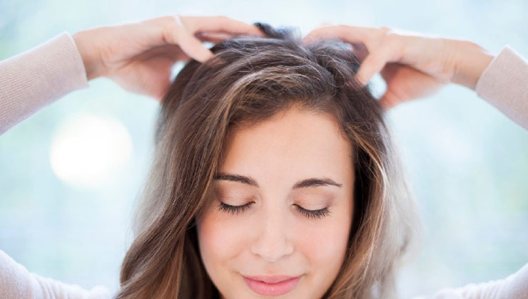 روش‌های ماساژ سر برای رشد مو و نحوه اثرگذاری آن | چطور