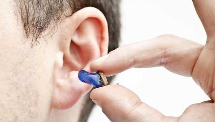 ارزیابی شنوایی به شناسایی مشکل و درمان سریع کمک می‌کند