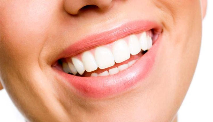 عوارض پر کردن دندان، هر آنچه که باید از پر کردن دندان‌ها بدانیم