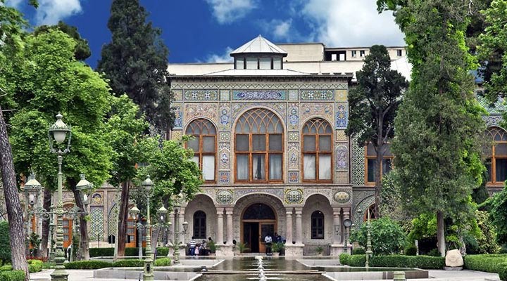 Golestan Palace suggested in Tehran tour guide in spring days