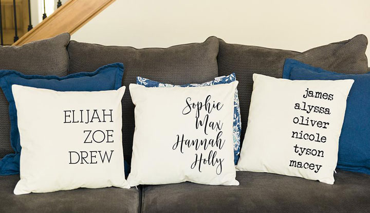 Cushion with the name of family members The best gift for Women's Day - What to buy for Mother's Day gift?