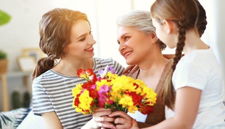 کادو روز مادر چی بخریم؟ ۲۸ ایده جذاب برای انتخاب بهترین هدیه روز زن - چطور